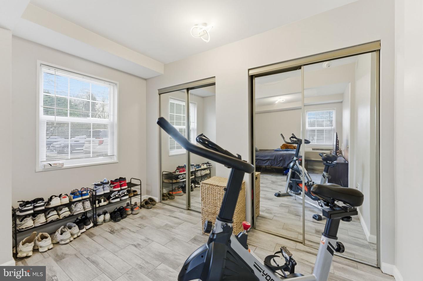 2239 FARRINGTON AVE #05-101, ALEXANDRIA, Virginia 22303, 1 Bedroom Bedrooms, ,1 BathroomBathrooms,Residential,For sale,2239 FARRINGTON AVE #05-101,VAFX2284446 MLS # VAFX2284446