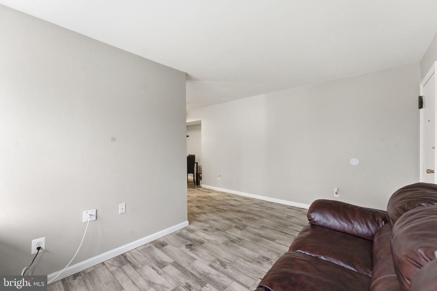 2239 FARRINGTON AVE #05-101, ALEXANDRIA, Virginia 22303, 1 Bedroom Bedrooms, ,1 BathroomBathrooms,Residential,For sale,2239 FARRINGTON AVE #05-101,VAFX2284446 MLS # VAFX2284446