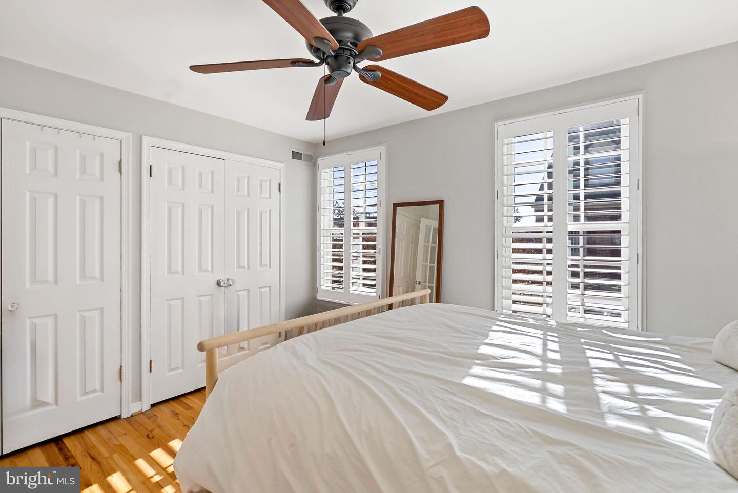 564 N SAINT ASAPH ST N, ALEXANDRIA, Virginia 22314, 2 Bedrooms Bedrooms, ,1 BathroomBathrooms,Residential,For sale,564 N SAINT ASAPH ST N,VAAX2052924 MLS # VAAX2052924