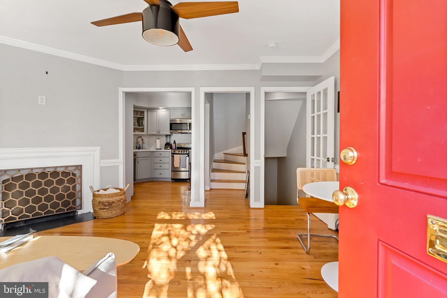 564 N SAINT ASAPH ST N, ALEXANDRIA, Virginia 22314, 2 Bedrooms Bedrooms, ,1 BathroomBathrooms,Residential,For sale,564 N SAINT ASAPH ST N,VAAX2052924 MLS # VAAX2052924