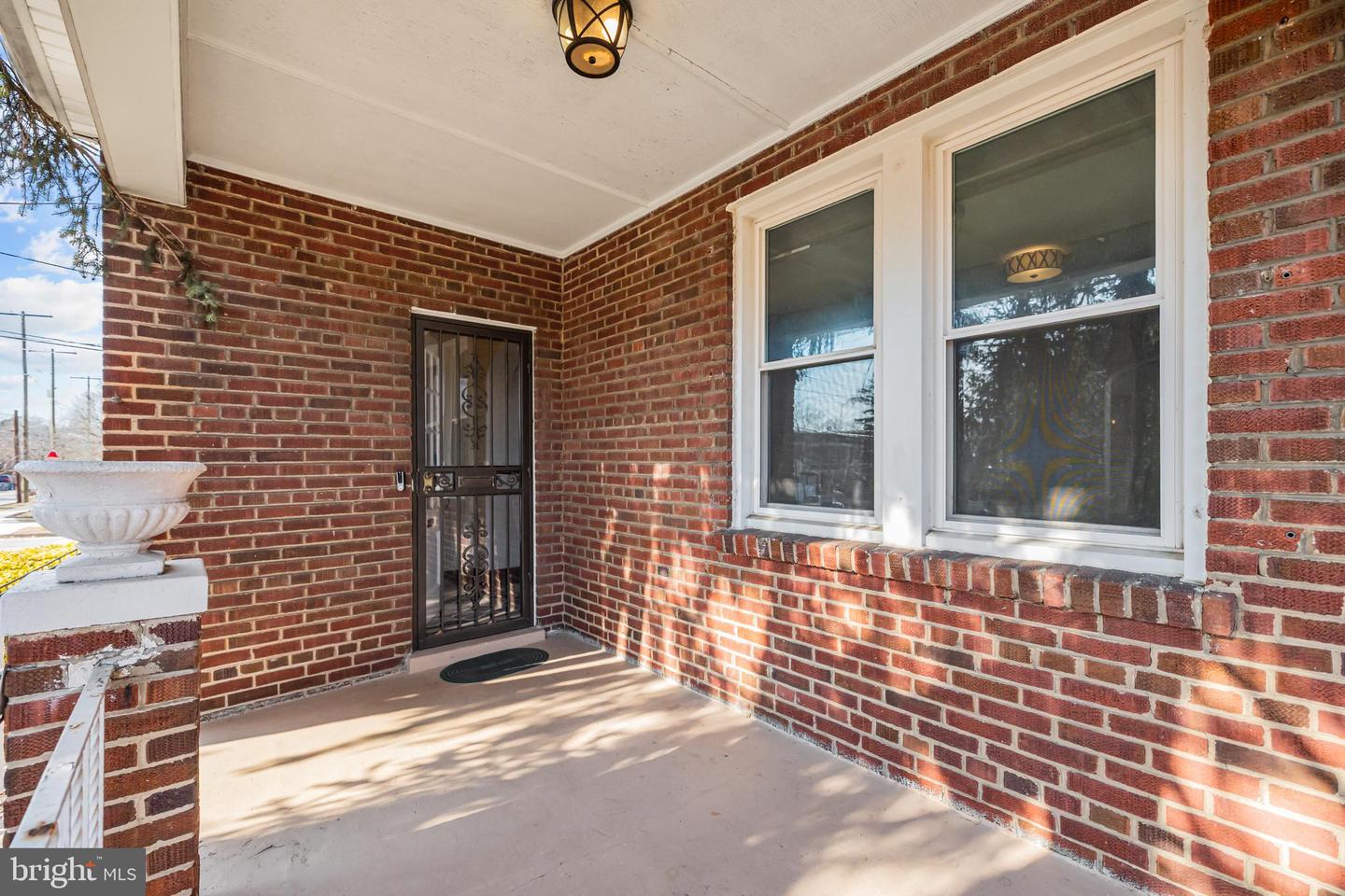 619 QUACKENBOS ST NW, WASHINGTON, District Of Columbia 20011, 3 Bedrooms Bedrooms, ,2 BathroomsBathrooms,Residential,For sale,619 QUACKENBOS ST NW,DCDC2240098 MLS # DCDC2240098