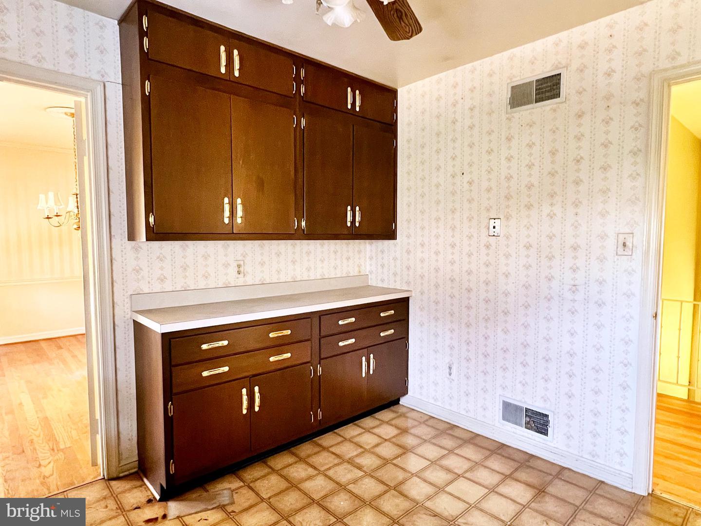 6234 OLD TELEGRAPH RD, ALEXANDRIA, Virginia 22310, 4 Bedrooms Bedrooms, ,3 BathroomsBathrooms,Residential,For sale,6234 OLD TELEGRAPH RD,VAFX2284532 MLS # VAFX2284532