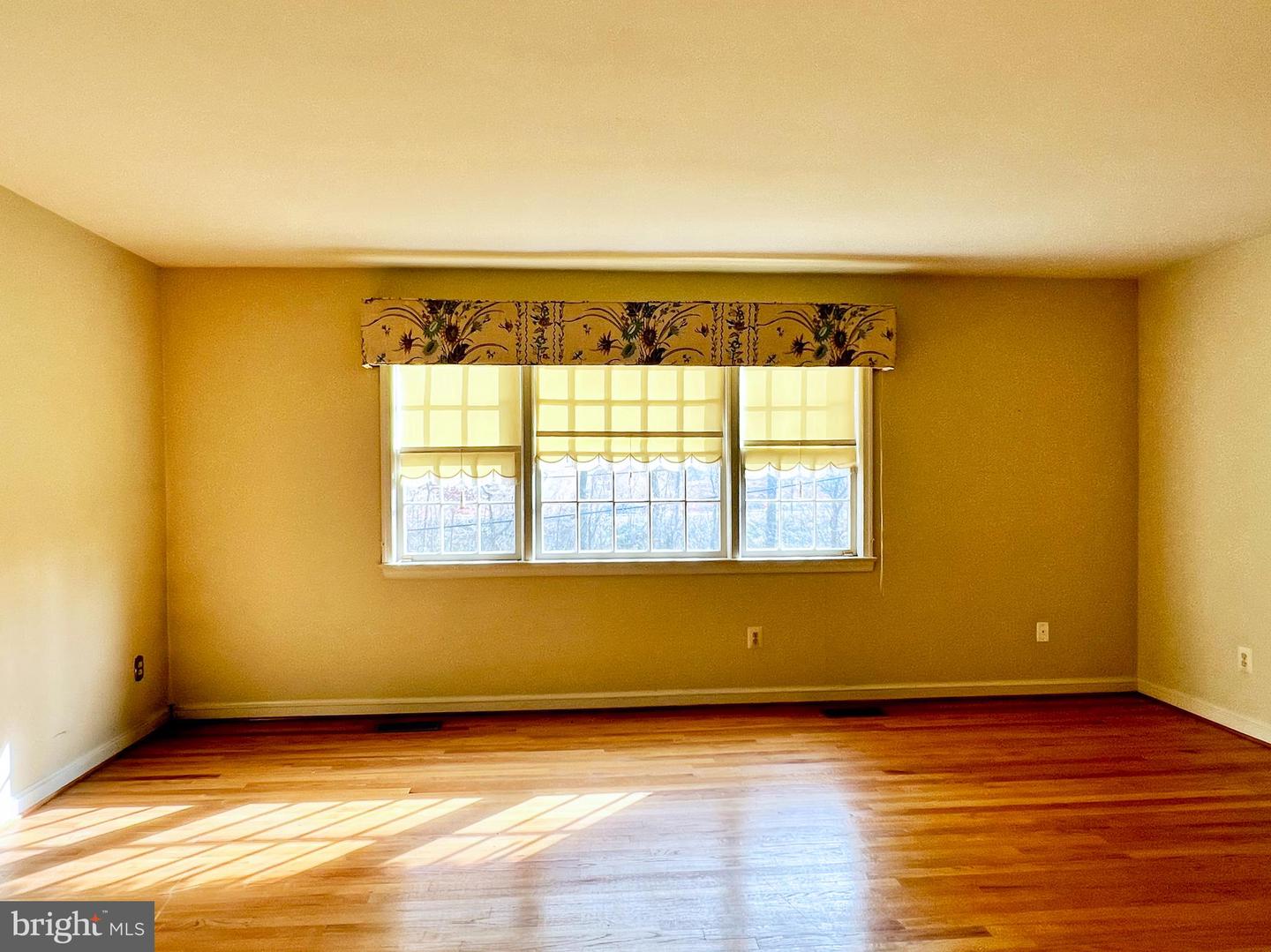 6234 OLD TELEGRAPH RD, ALEXANDRIA, Virginia 22310, 4 Bedrooms Bedrooms, ,3 BathroomsBathrooms,Residential,For sale,6234 OLD TELEGRAPH RD,VAFX2284532 MLS # VAFX2284532