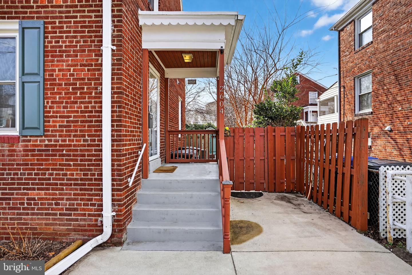 2604 S TROY ST S, ARLINGTON, Virginia 22206, 3 Bedrooms Bedrooms, ,2 BathroomsBathrooms,Residential,For sale,2604 S TROY ST S,VAAR2067434 MLS # VAAR2067434