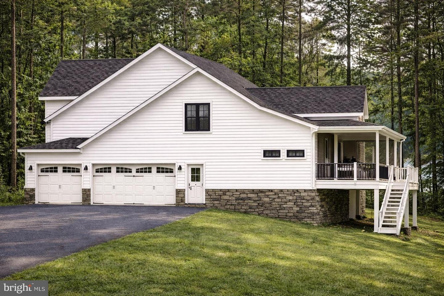 11314 HIDDEN COVE, SPOTSYLVANIA, Virginia 22551, 6 Bedrooms Bedrooms, ,5 BathroomsBathrooms,Residential,For sale,11314 HIDDEN COVE,VASP2038470 MLS # VASP2038470