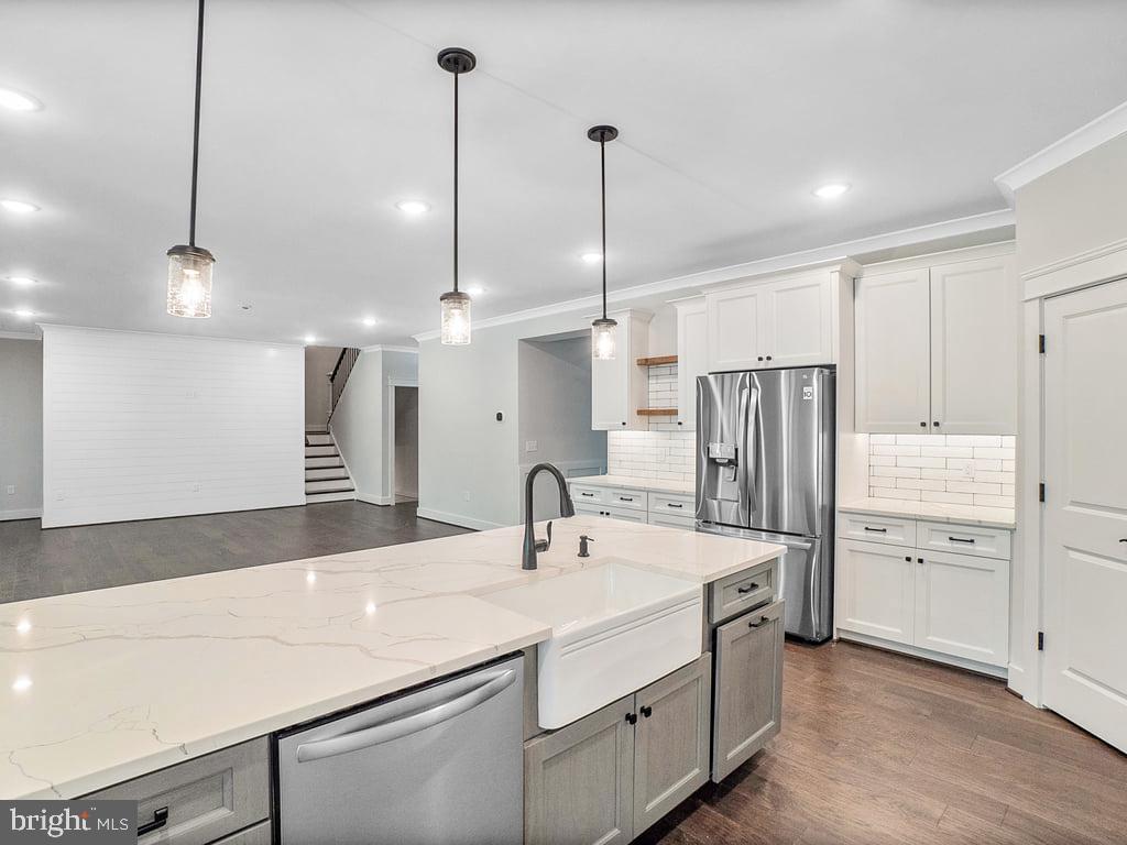 11314 HIDDEN COVE, SPOTSYLVANIA, Virginia 22551, 6 Bedrooms Bedrooms, ,5 BathroomsBathrooms,Residential,For sale,11314 HIDDEN COVE,VASP2038470 MLS # VASP2038470