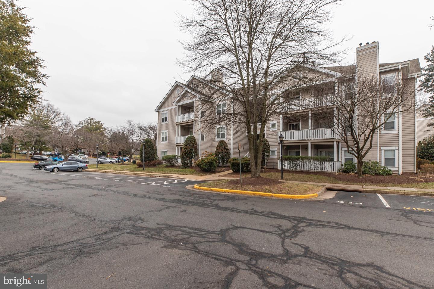 14301 GRAPE HOLLY GRV #23, CENTREVILLE, Virginia 20121, 2 Bedrooms Bedrooms, ,1 BathroomBathrooms,Residential,For sale,14301 GRAPE HOLLY GRV #23,VAFX2284554 MLS # VAFX2284554 14301 GRAPE HOLLY GRV #23, CENTREVILLE, Virginia 20121, 2 Bedrooms Bedrooms, ,1 BathroomBathrooms,Residential,For sale,14301 GRAPE HOLLY GRV #23,VAFX2284554 MLS # VAFX2284554