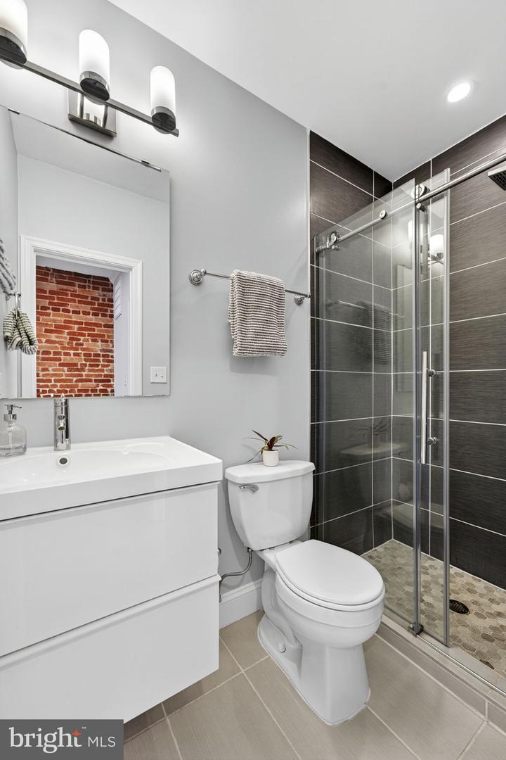 1217 I ST NE, WASHINGTON, District Of Columbia 20002, 3 Bedrooms Bedrooms, ,2 BathroomsBathrooms,Residential,For sale,1217 I ST NE,DCDC2240528 MLS # DCDC2240528
