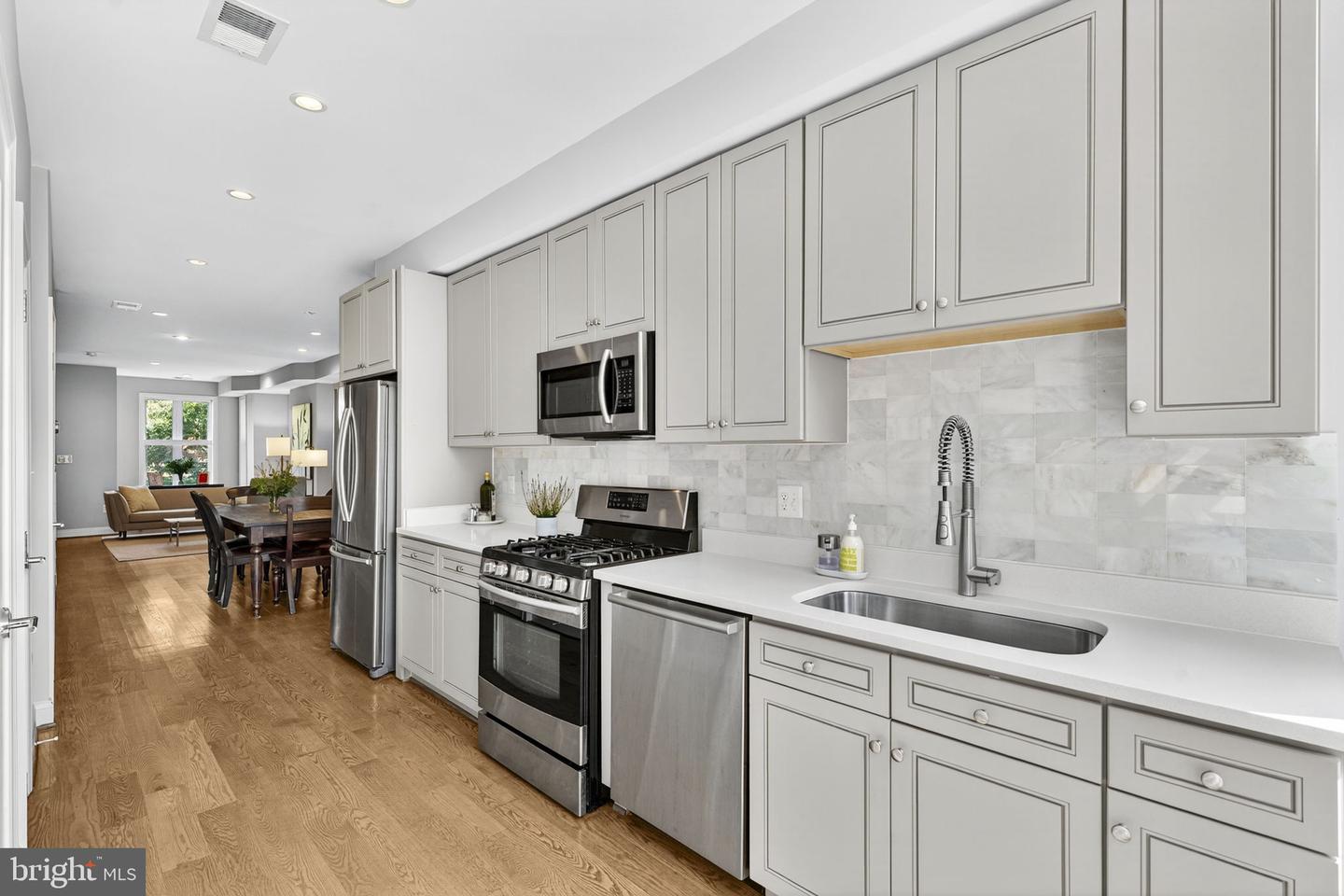 1217 I ST NE, WASHINGTON, District Of Columbia 20002, 3 Bedrooms Bedrooms, ,2 BathroomsBathrooms,Residential,For sale,1217 I ST NE,DCDC2240528 MLS # DCDC2240528