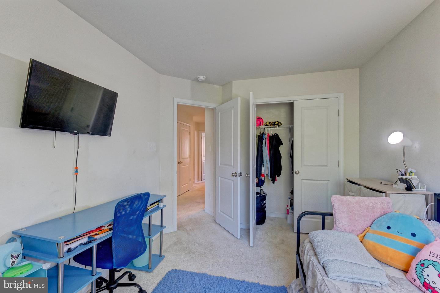 3375 WINSFORD WAY, RICHMOND, Virginia 23231, 3 Bedrooms Bedrooms, 9 Rooms Rooms,2 BathroomsBathrooms,Residential,For sale,3375 WINSFORD WAY,VAHN2001136 MLS # VAHN2001136