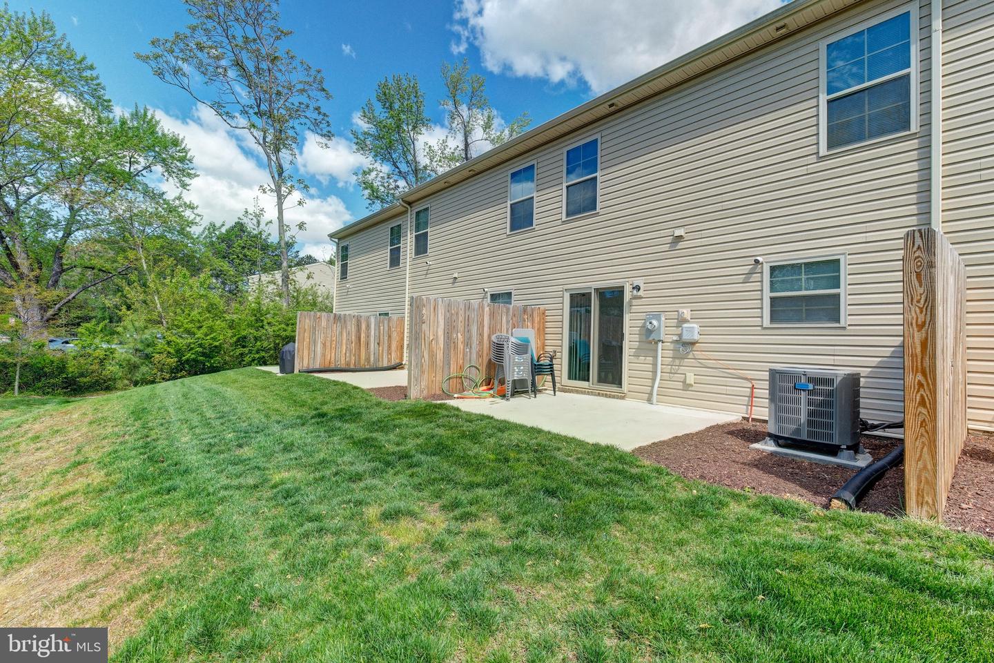 3375 WINSFORD WAY, RICHMOND, Virginia 23231, 3 Bedrooms Bedrooms, 9 Rooms Rooms,2 BathroomsBathrooms,Residential,For sale,3375 WINSFORD WAY,VAHN2001136 MLS # VAHN2001136