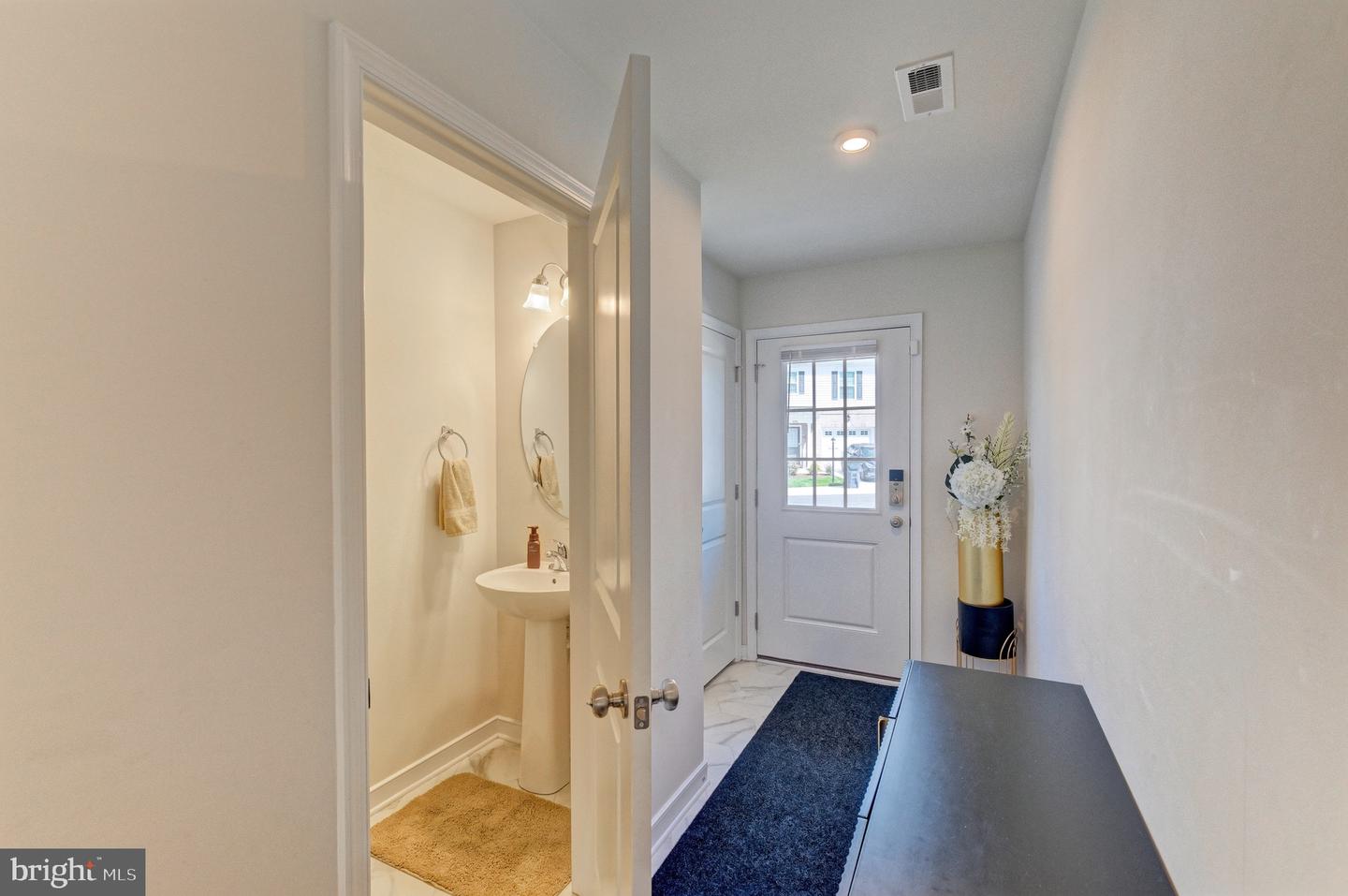 3375 WINSFORD WAY, RICHMOND, Virginia 23231, 3 Bedrooms Bedrooms, 9 Rooms Rooms,2 BathroomsBathrooms,Residential,For sale,3375 WINSFORD WAY,VAHN2001136 MLS # VAHN2001136