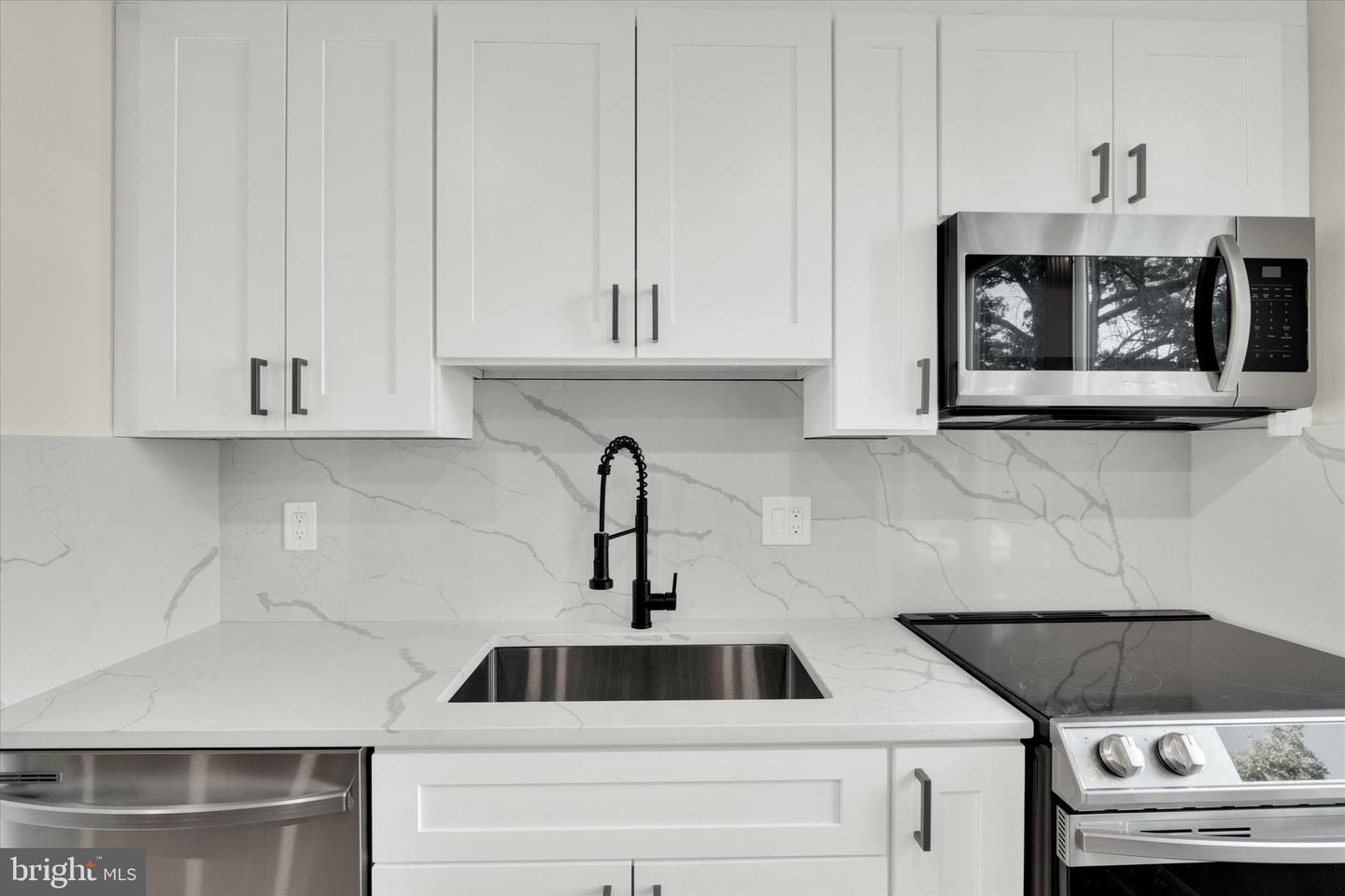 1915 BENNING RD RD NE #6 (SECOND FLOOR), WASHINGTON, District Of Columbia 20002, 2 Bedrooms Bedrooms, 5 Rooms Rooms,1 BathroomBathrooms,Residential,For sale,1915 BENNING RD RD NE #6 (SECOND FLOOR),DCDC2240558 MLS # DCDC2240558 1915 BENNING RD RD NE #6 (SECOND FLOOR), WASHINGTON, District Of Columbia 20002, 2 Bedrooms Bedrooms, 5 Rooms Rooms,1 BathroomBathrooms,Residential,For sale,1915 BENNING RD RD NE #6 (SECOND FLOOR),DCDC2240558 MLS # DCDC2240558