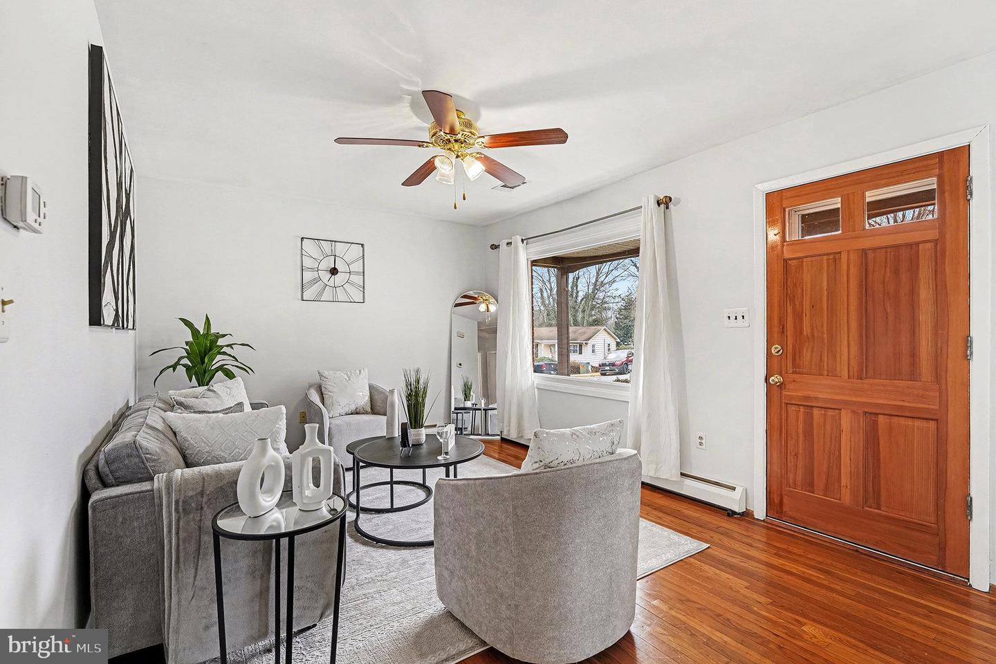 14347 BELLEVILLE AVE, WOODBRIDGE, Virginia 22193, 3 Bedrooms Bedrooms, ,1 BathroomBathrooms,Residential,For sale,14347 BELLEVILLE AVE,VAPW2110204 MLS # VAPW2110204