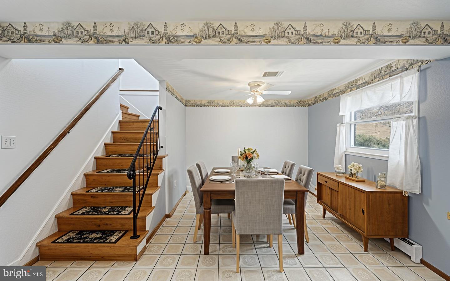 14347 BELLEVILLE AVE, WOODBRIDGE, Virginia 22193, 3 Bedrooms Bedrooms, ,1 BathroomBathrooms,Residential,For sale,14347 BELLEVILLE AVE,VAPW2110204 MLS # VAPW2110204