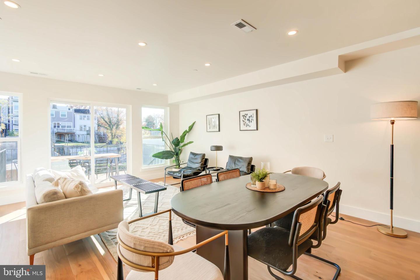 318 WEBSTER ST NW #PH, WASHINGTON, District Of Columbia 20011, 3 Bedrooms Bedrooms, ,2 BathroomsBathrooms,Residential,For sale,318 WEBSTER ST NW #PH,DCDC2240568 MLS # DCDC2240568