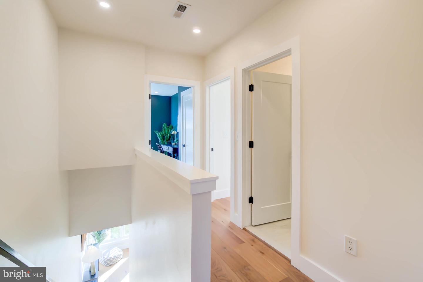 318 WEBSTER ST NW #PH, WASHINGTON, District Of Columbia 20011, 3 Bedrooms Bedrooms, ,2 BathroomsBathrooms,Residential,For sale,318 WEBSTER ST NW #PH,DCDC2240568 MLS # DCDC2240568