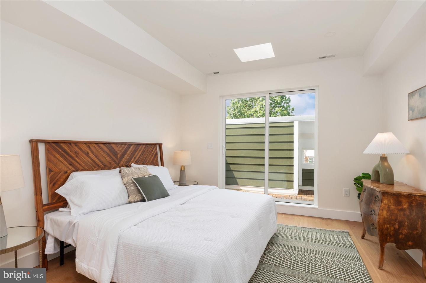 318 WEBSTER ST NW #PH, WASHINGTON, District Of Columbia 20011, 3 Bedrooms Bedrooms, ,2 BathroomsBathrooms,Residential,For sale,318 WEBSTER ST NW #PH,DCDC2240568 MLS # DCDC2240568