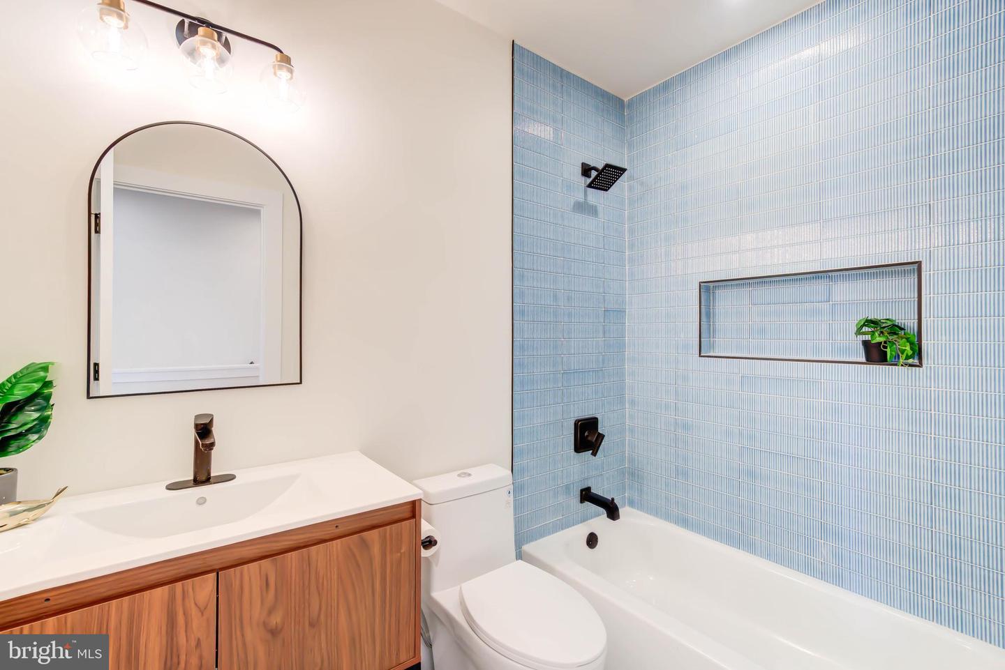 318 WEBSTER ST NW #PH, WASHINGTON, District Of Columbia 20011, 3 Bedrooms Bedrooms, ,2 BathroomsBathrooms,Residential,For sale,318 WEBSTER ST NW #PH,DCDC2240568 MLS # DCDC2240568