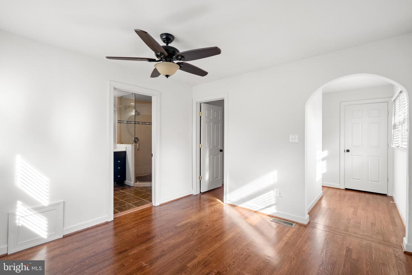 1726 BALDWIN DR, MCLEAN, Virginia 22101, 3 Bedrooms Bedrooms, 6 Rooms Rooms,3 BathroomsBathrooms,Residential,For sale,1726 BALDWIN DR,VAFX2284910 MLS # VAFX2284910