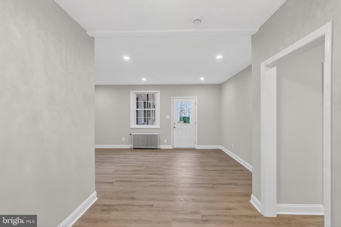 5006 COLUMBIA PIKE #A, ARLINGTON, Virginia 22204, 2 Bedrooms Bedrooms, ,1 BathroomBathrooms,Residential,For sale,5006 COLUMBIA PIKE #A,VAAR2067440 MLS # VAAR2067440