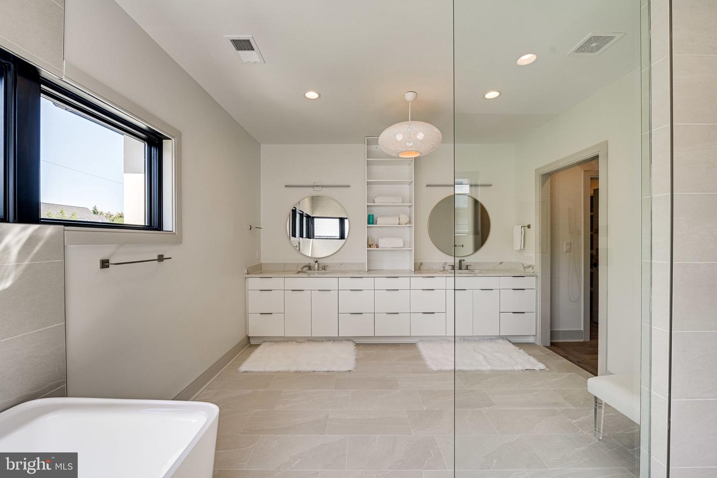 6634 BRAWNER ST, MCLEAN, Virginia 22101, 7 Bedrooms Bedrooms, ,6 BathroomsBathrooms,Residential,For sale,6634 BRAWNER ST,VAFX2284732 MLS # VAFX2284732