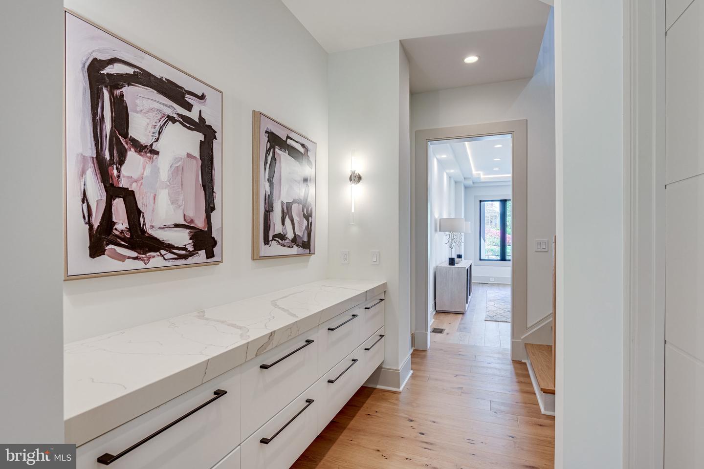 6634 BRAWNER ST, MCLEAN, Virginia 22101, 7 Bedrooms Bedrooms, ,6 BathroomsBathrooms,Residential,For sale,6634 BRAWNER ST,VAFX2284732 MLS # VAFX2284732