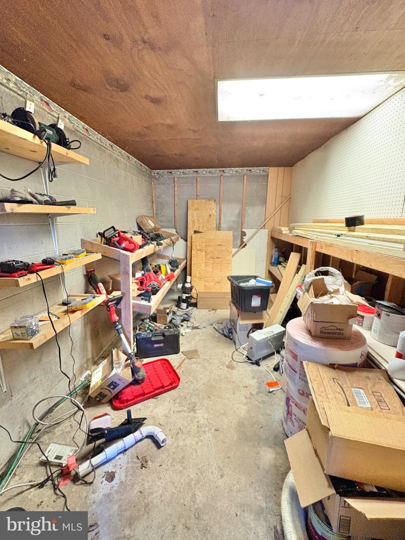 28427 OLD VALLEY PIKE, TOMS BROOK, Virginia 22660, 2 Bedrooms Bedrooms, ,2 BathroomsBathrooms,Residential,For sale,28427 OLD VALLEY PIKE,VASH2013318 MLS # VASH2013318