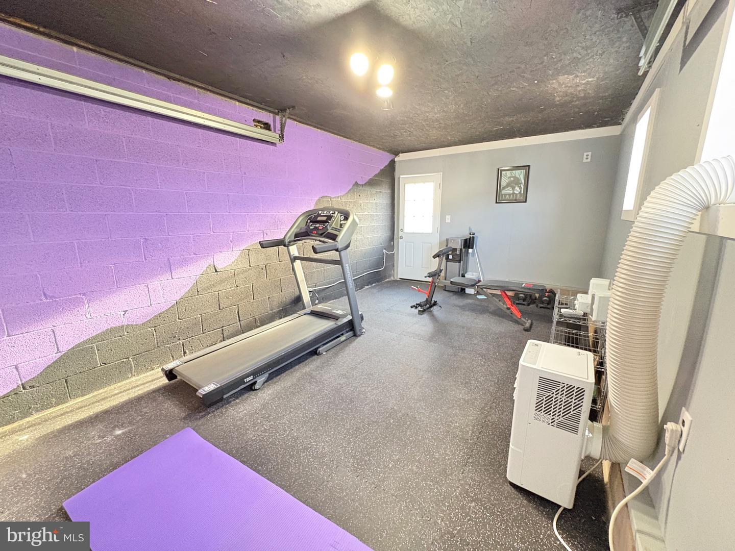 28427 OLD VALLEY PIKE, TOMS BROOK, Virginia 22660, 2 Bedrooms Bedrooms, ,2 BathroomsBathrooms,Residential,For sale,28427 OLD VALLEY PIKE,VASH2013318 MLS # VASH2013318