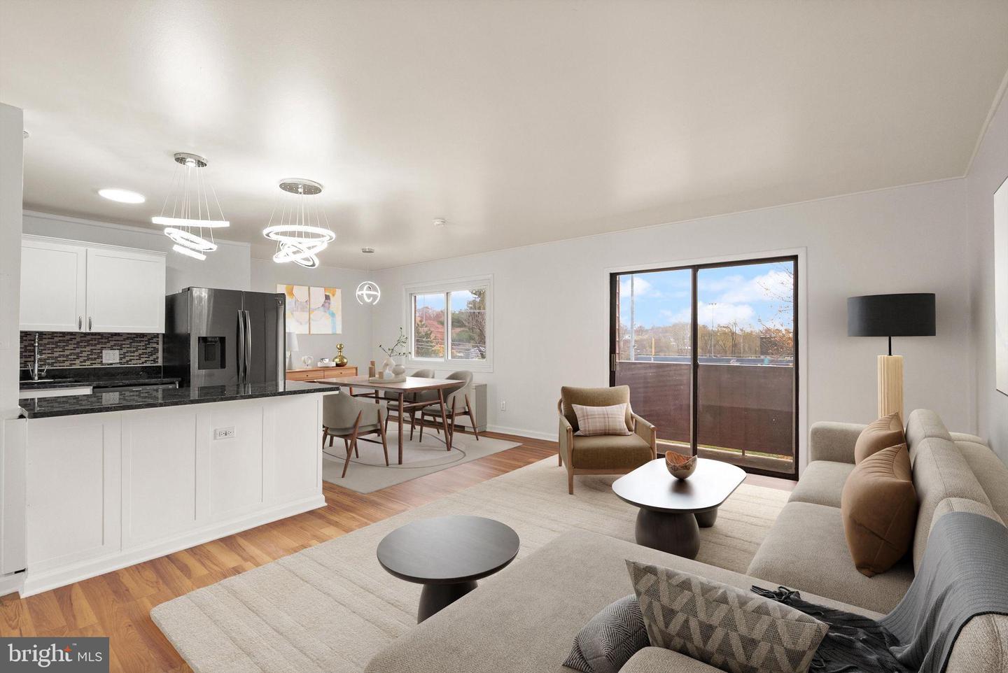 1525 S GEORGE MASON DR #21, ARLINGTON, Virginia 22204, 2 Bedrooms Bedrooms, ,1 BathroomBathrooms,Residential,For sale,1525 S GEORGE MASON DR #21,VAAR2067436 MLS # VAAR2067436