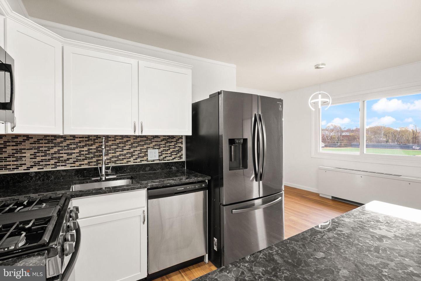 1525 S GEORGE MASON DR #21, ARLINGTON, Virginia 22204, 2 Bedrooms Bedrooms, ,1 BathroomBathrooms,Residential,For sale,1525 S GEORGE MASON DR #21,VAAR2067436 MLS # VAAR2067436