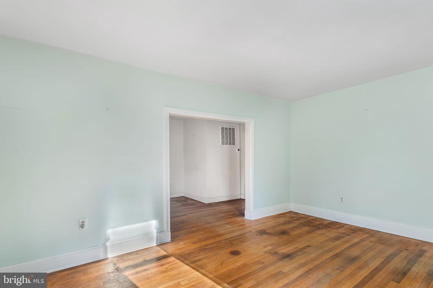 119 DAVIS CT, BOWLING GREEN, Virginia 22427, 2 Bedrooms Bedrooms, ,1 BathroomBathrooms,Residential,For sale,119 DAVIS CT,VACV2009368 MLS # VACV2009368 119 DAVIS CT, BOWLING GREEN, Virginia 22427, 2 Bedrooms Bedrooms, ,1 BathroomBathrooms,Residential,For sale,119 DAVIS CT,VACV2009368 MLS # VACV2009368