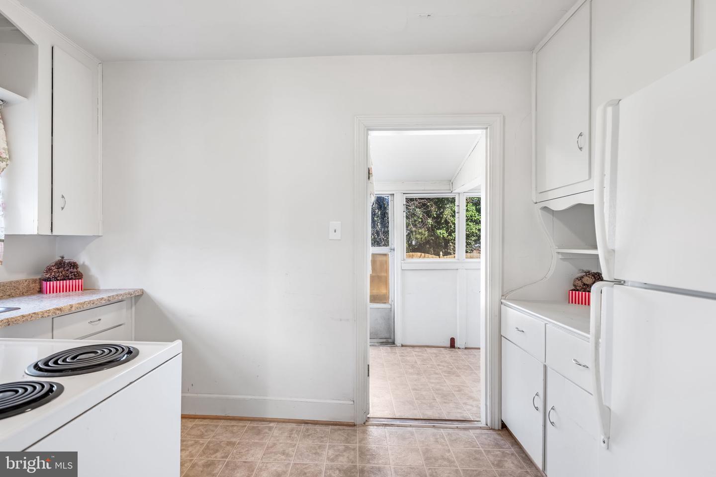 119 DAVIS CT, BOWLING GREEN, Virginia 22427, 2 Bedrooms Bedrooms, ,1 BathroomBathrooms,Residential,For sale,119 DAVIS CT,VACV2009368 MLS # VACV2009368 119 DAVIS CT, BOWLING GREEN, Virginia 22427, 2 Bedrooms Bedrooms, ,1 BathroomBathrooms,Residential,For sale,119 DAVIS CT,VACV2009368 MLS # VACV2009368