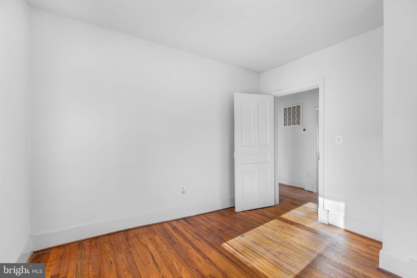 119 DAVIS CT, BOWLING GREEN, Virginia 22427, 2 Bedrooms Bedrooms, ,1 BathroomBathrooms,Residential,For sale,119 DAVIS CT,VACV2009368 MLS # VACV2009368 119 DAVIS CT, BOWLING GREEN, Virginia 22427, 2 Bedrooms Bedrooms, ,1 BathroomBathrooms,Residential,For sale,119 DAVIS CT,VACV2009368 MLS # VACV2009368