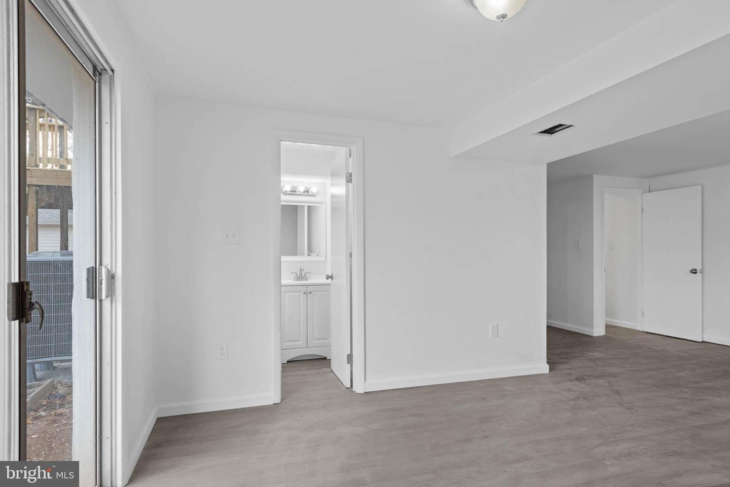 7817 APPOMATTOX AVE, MANASSAS, Virginia 20111, 3 Bedrooms Bedrooms, ,1 BathroomBathrooms,Residential,For sale,7817 APPOMATTOX AVE,VAPW2110102 MLS # VAPW2110102