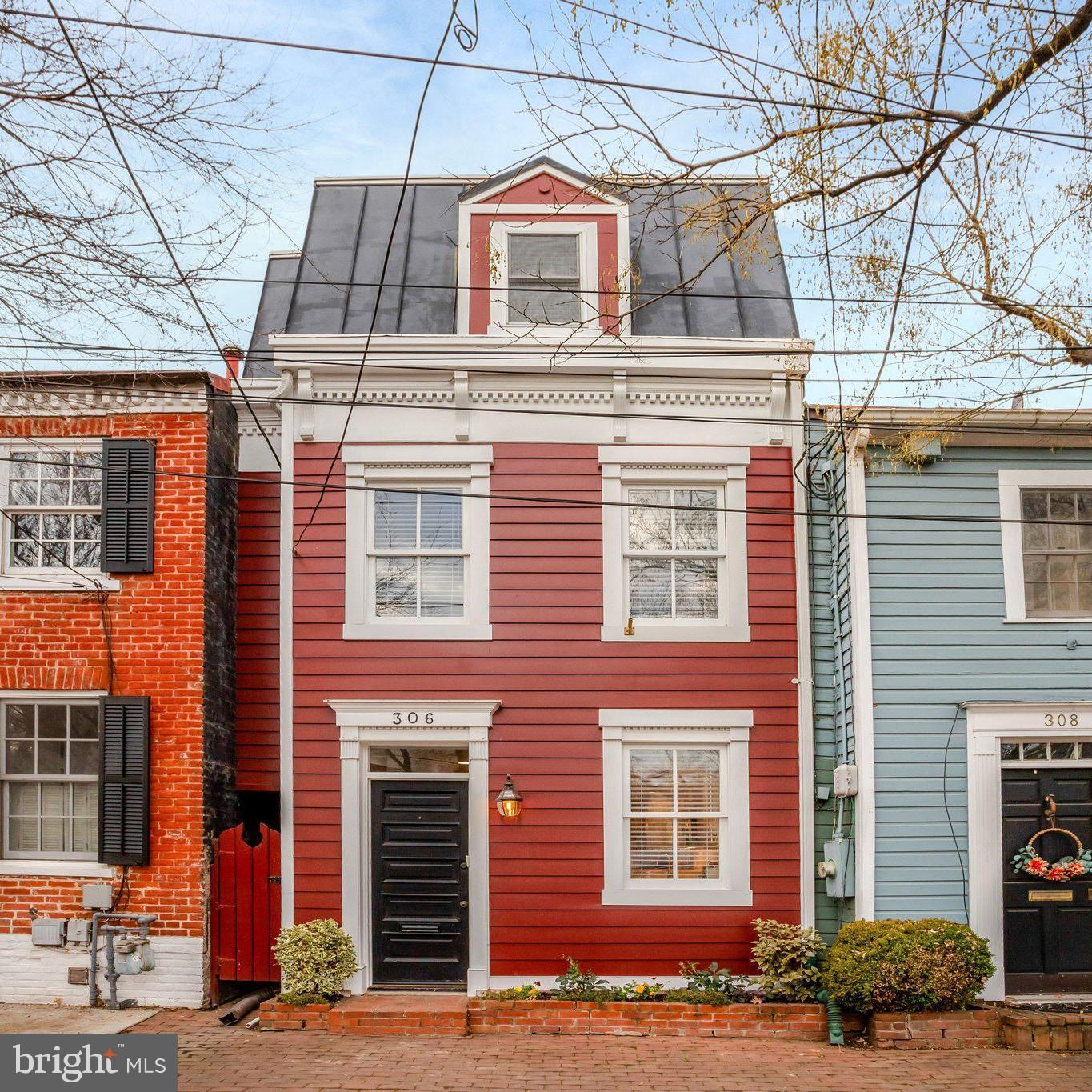 306 N ALFRED ST, ALEXANDRIA, Virginia 22314, 3 Bedrooms Bedrooms, 8 Rooms Rooms,2 BathroomsBathrooms,Residential,For sale,306 N ALFRED ST,VAAX2052950 MLS # VAAX2052950