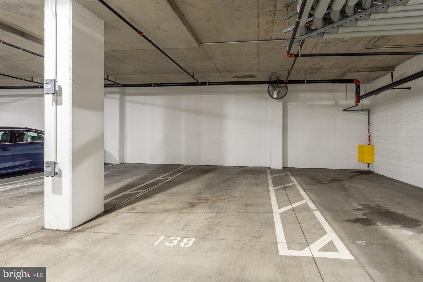 737 SWANN AVE #406, ALEXANDRIA, Virginia 22301, 1 Bedroom Bedrooms, ,1 BathroomBathrooms,Residential,For sale,737 SWANN AVE #406,VAAX2052956 MLS # VAAX2052956