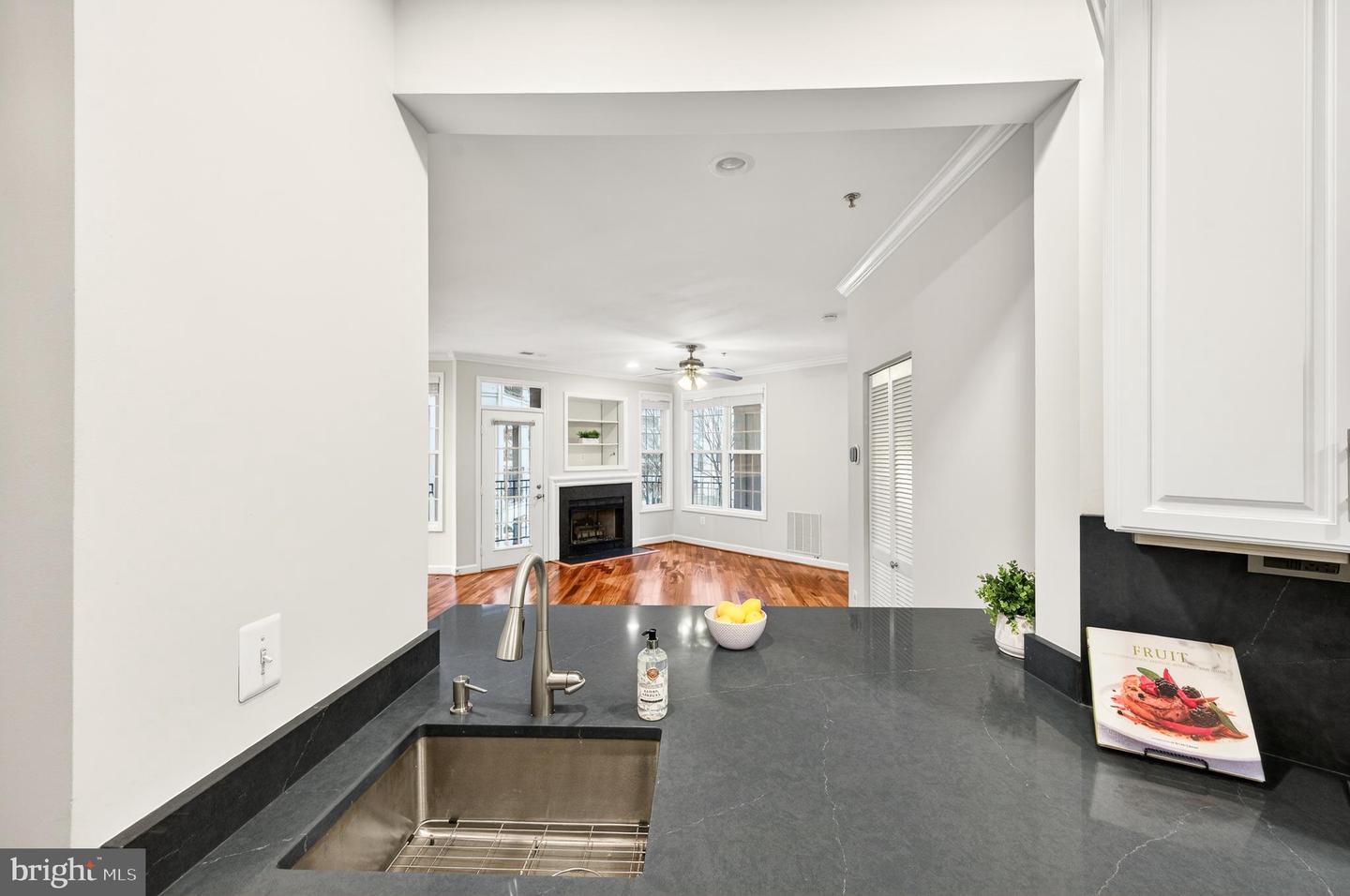 1320 N WAYNE ST #102, ARLINGTON, Virginia 22201, 2 Bedrooms Bedrooms, ,2 BathroomsBathrooms,Residential,For sale,1320 N WAYNE ST #102,VAAR2067484 MLS # VAAR2067484