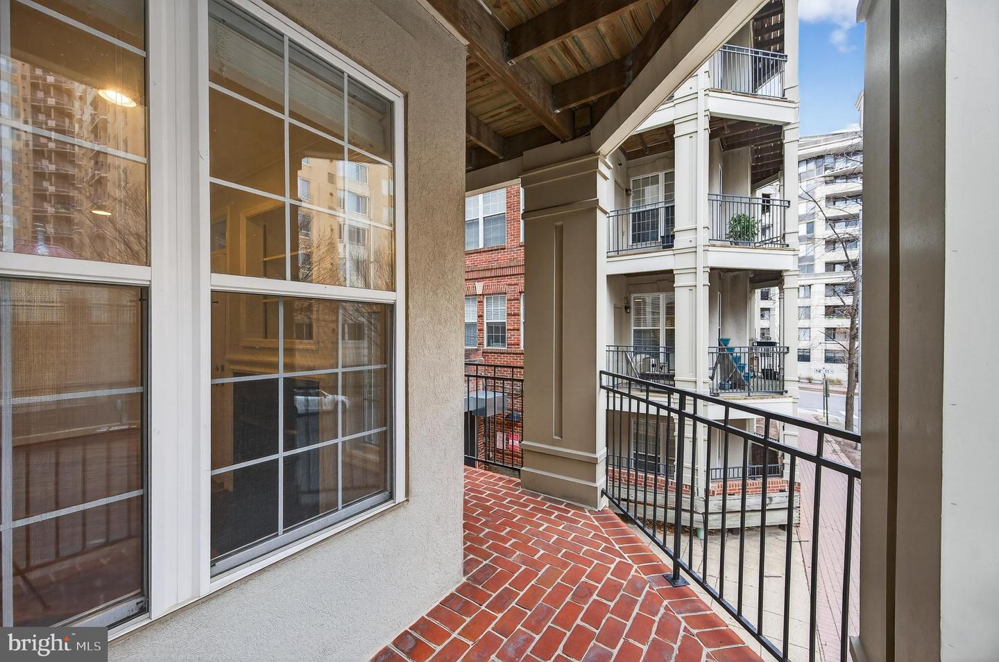 1320 N WAYNE ST #102, ARLINGTON, Virginia 22201, 2 Bedrooms Bedrooms, ,2 BathroomsBathrooms,Residential,For sale,1320 N WAYNE ST #102,VAAR2067484 MLS # VAAR2067484