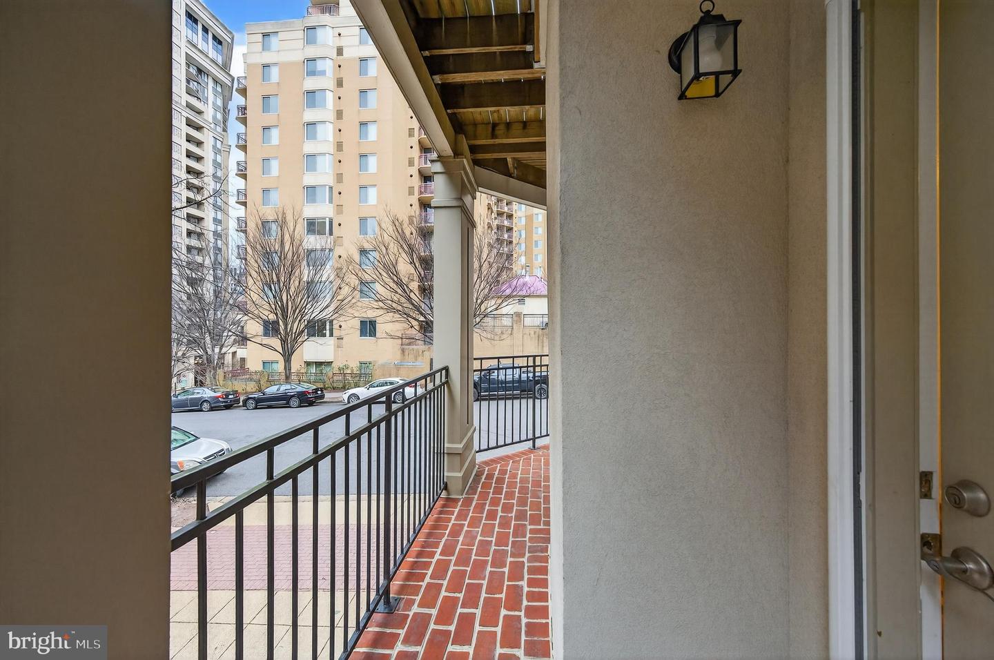 1320 N WAYNE ST #102, ARLINGTON, Virginia 22201, 2 Bedrooms Bedrooms, ,2 BathroomsBathrooms,Residential,For sale,1320 N WAYNE ST #102,VAAR2067484 MLS # VAAR2067484