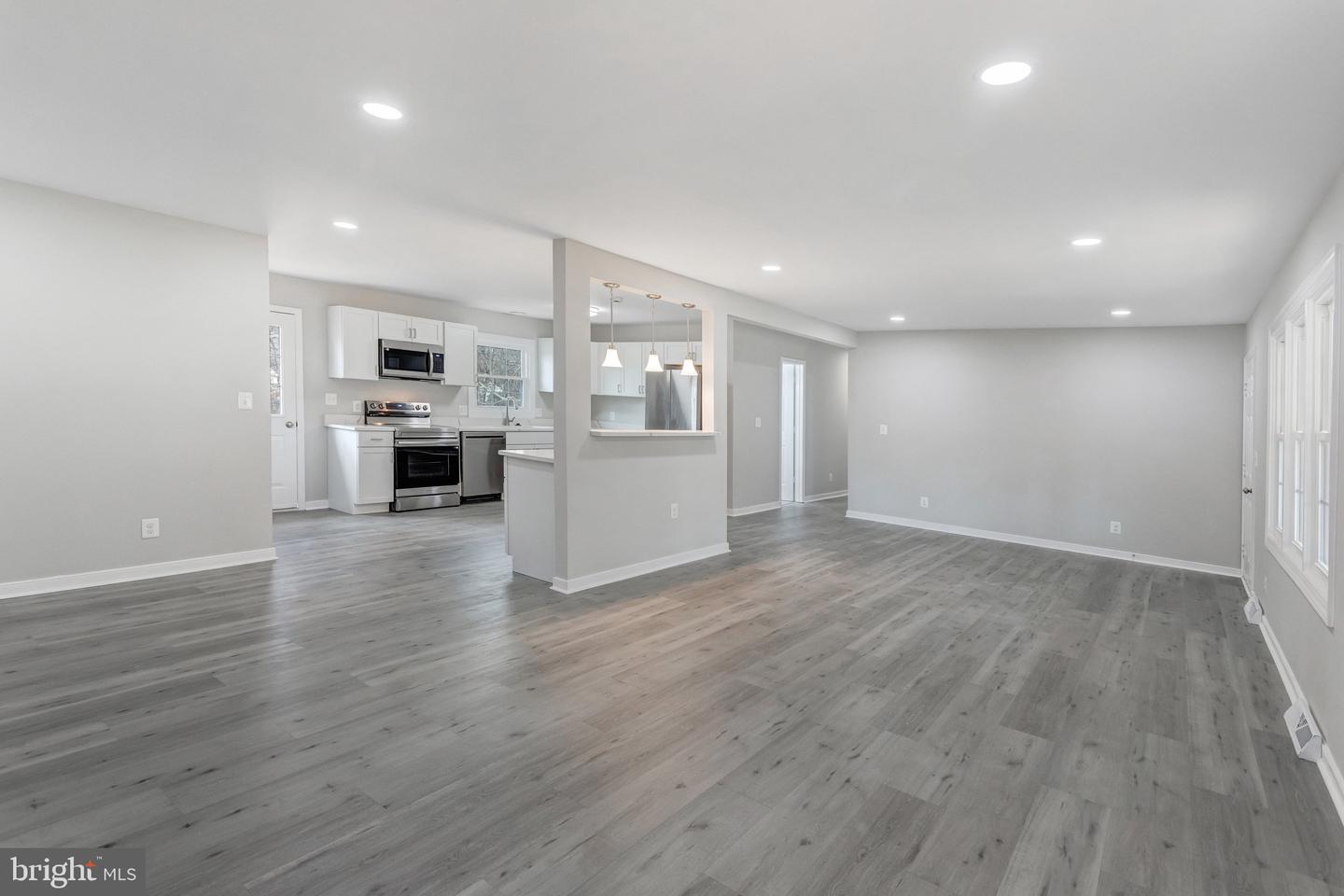 2115 AQUIA DR, STAFFORD, Virginia 22554, 3 Bedrooms Bedrooms, ,2 BathroomsBathrooms,Residential,For sale,2115 AQUIA DR,VAST2045094 MLS # VAST2045094