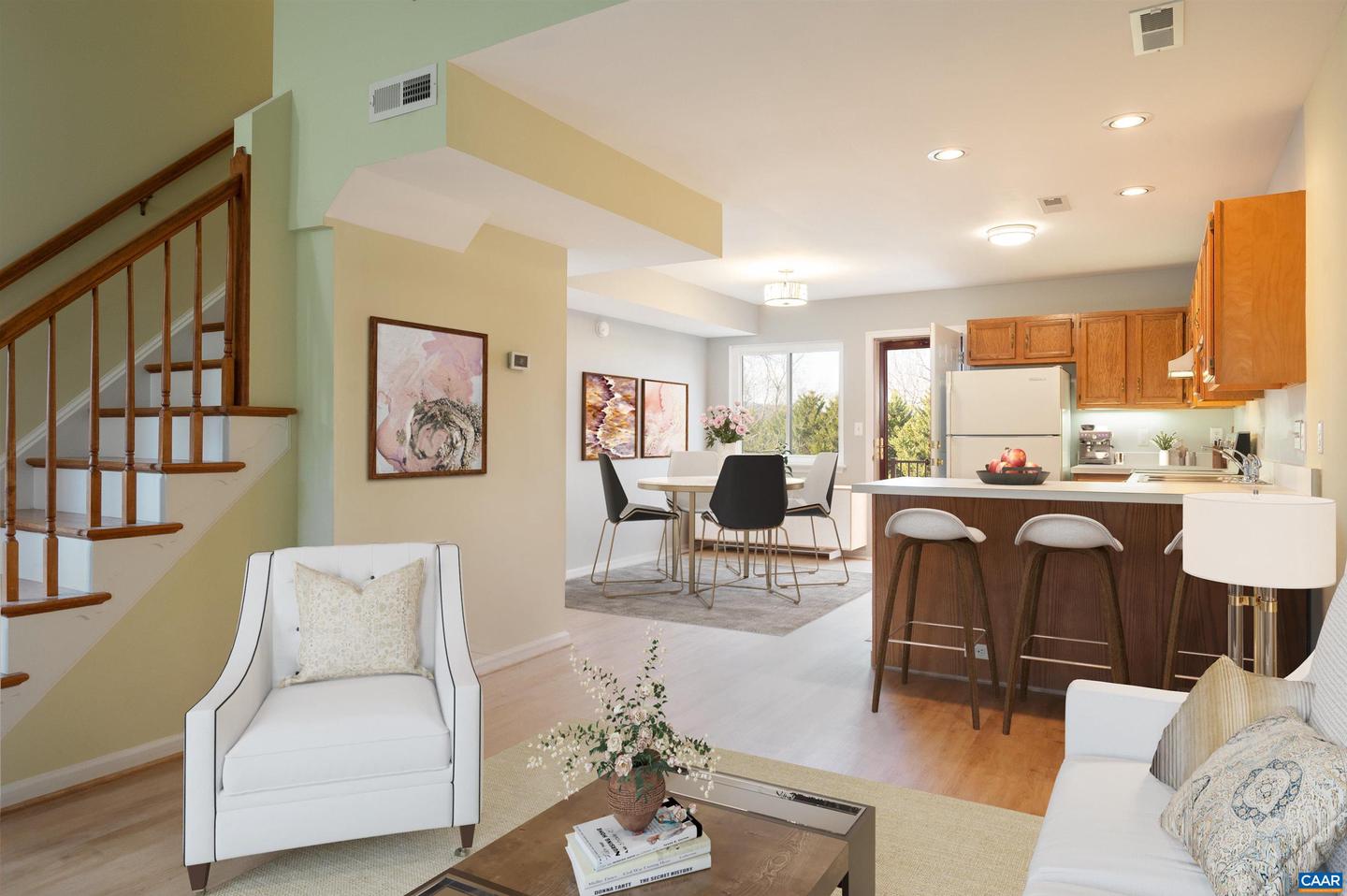 1688 ROYAL OAK CT, CHARLOTTESVILLE, Virginia 22902, 2 Bedrooms Bedrooms, ,2 BathroomsBathrooms,Residential,For sale,1688 ROYAL OAK CT,672299 MLS # 672299