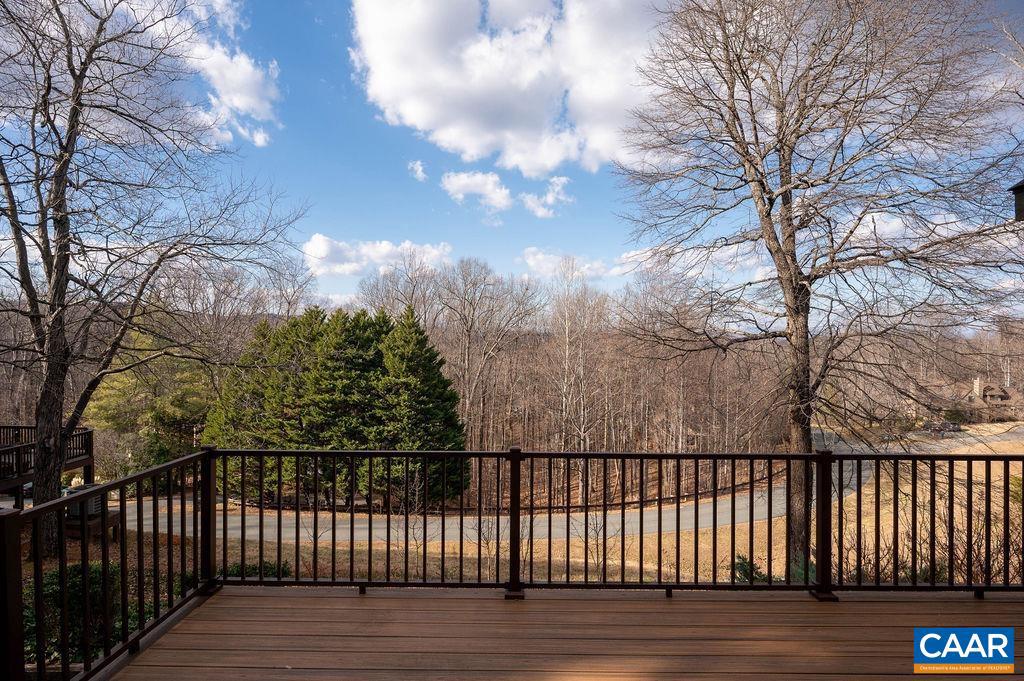 1688 ROYAL OAK CT, CHARLOTTESVILLE, Virginia 22902, 2 Bedrooms Bedrooms, ,2 BathroomsBathrooms,Residential,For sale,1688 ROYAL OAK CT,672299 MLS # 672299