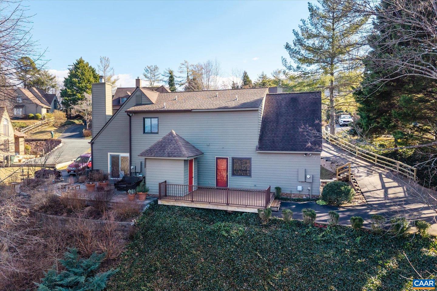 1688 ROYAL OAK CT, CHARLOTTESVILLE, Virginia 22902, 2 Bedrooms Bedrooms, ,2 BathroomsBathrooms,Residential,For sale,1688 ROYAL OAK CT,672299 MLS # 672299