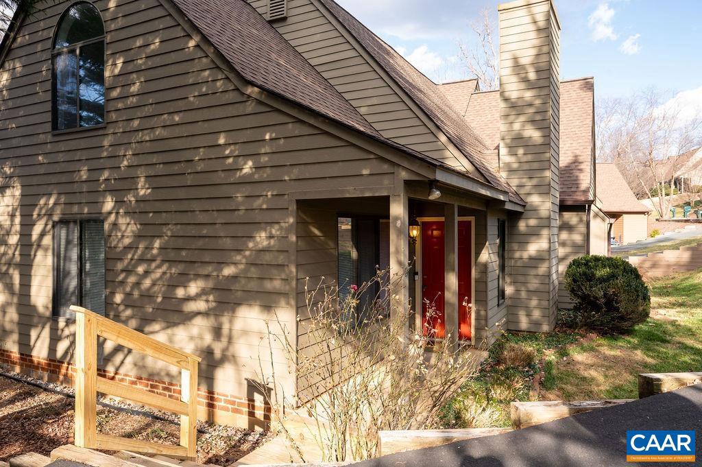 1688 ROYAL OAK CT, CHARLOTTESVILLE, Virginia 22902, 2 Bedrooms Bedrooms, ,2 BathroomsBathrooms,Residential,For sale,1688 ROYAL OAK CT,672299 MLS # 672299