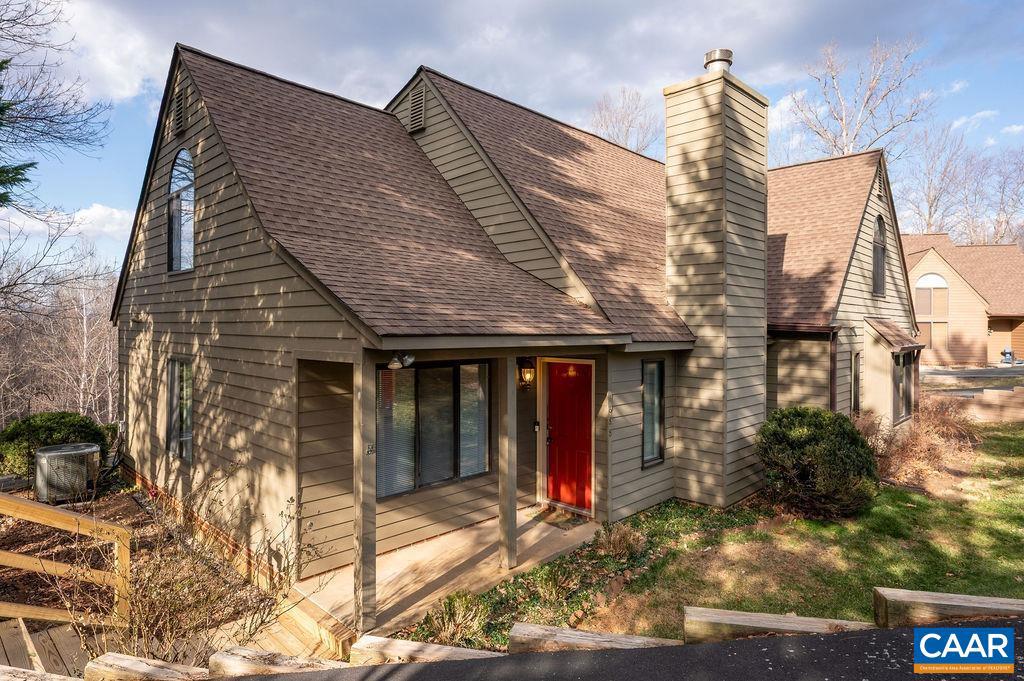 1688 ROYAL OAK CT, CHARLOTTESVILLE, Virginia 22902, 2 Bedrooms Bedrooms, ,2 BathroomsBathrooms,Residential,For sale,1688 ROYAL OAK CT,672299 MLS # 672299