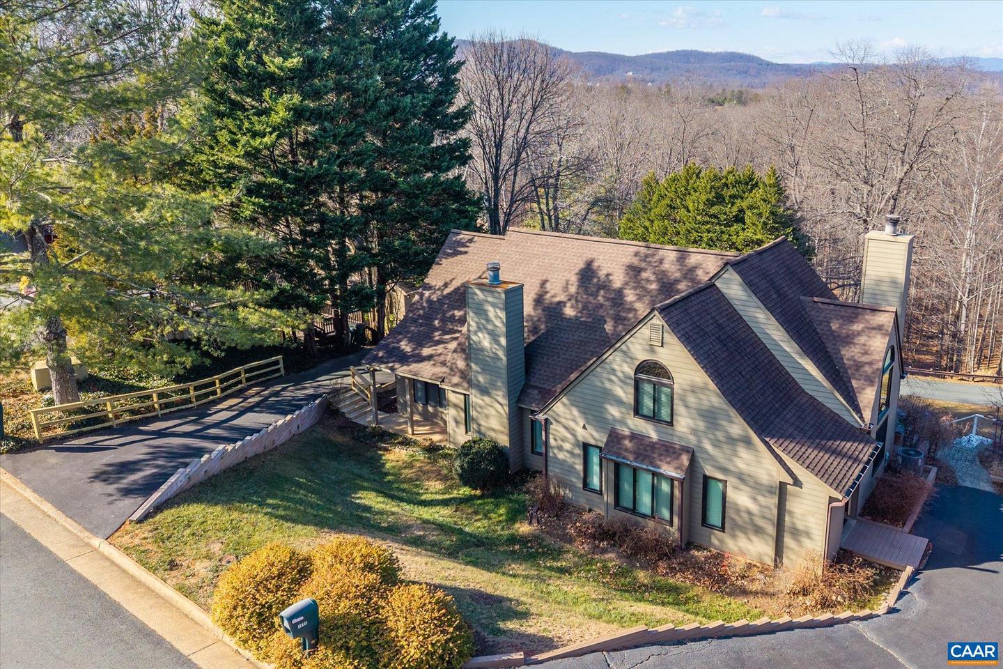 1688 ROYAL OAK CT, CHARLOTTESVILLE, Virginia 22902, 2 Bedrooms Bedrooms, ,2 BathroomsBathrooms,Residential,For sale,1688 ROYAL OAK CT,672299 MLS # 672299