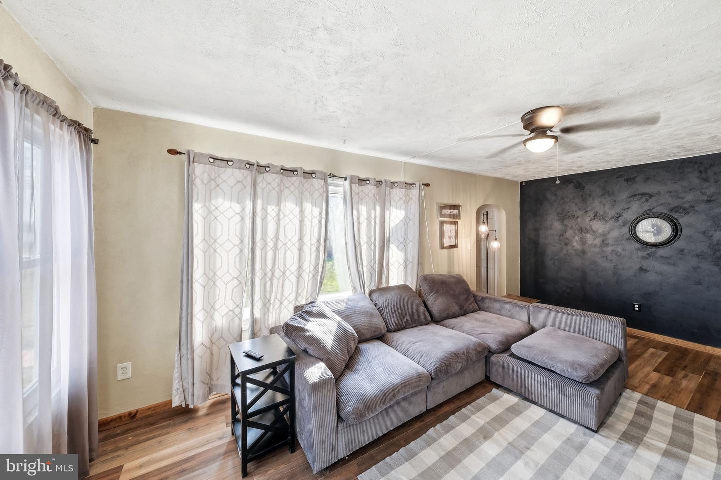 2889 HARRYHOGAN RD, CALLAO, Virginia 22435, 2 Bedrooms Bedrooms, 7 Rooms Rooms,2 BathroomsBathrooms,Residential,For sale,2889 HARRYHOGAN RD,VANV2001858 MLS # VANV2001858