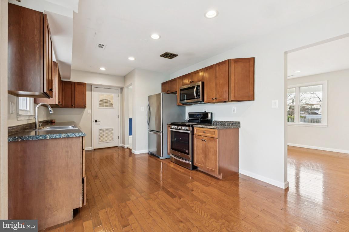 9632 LAFAYETTE AVE, MANASSAS, Virginia 20109, 4 Bedrooms Bedrooms, ,2 BathroomsBathrooms,Residential,For sale,9632 LAFAYETTE AVE,VAPW2110248 MLS # VAPW2110248 9632 LAFAYETTE AVE, MANASSAS, Virginia 20109, 4 Bedrooms Bedrooms, ,2 BathroomsBathrooms,Residential,For sale,9632 LAFAYETTE AVE,VAPW2110248 MLS # VAPW2110248