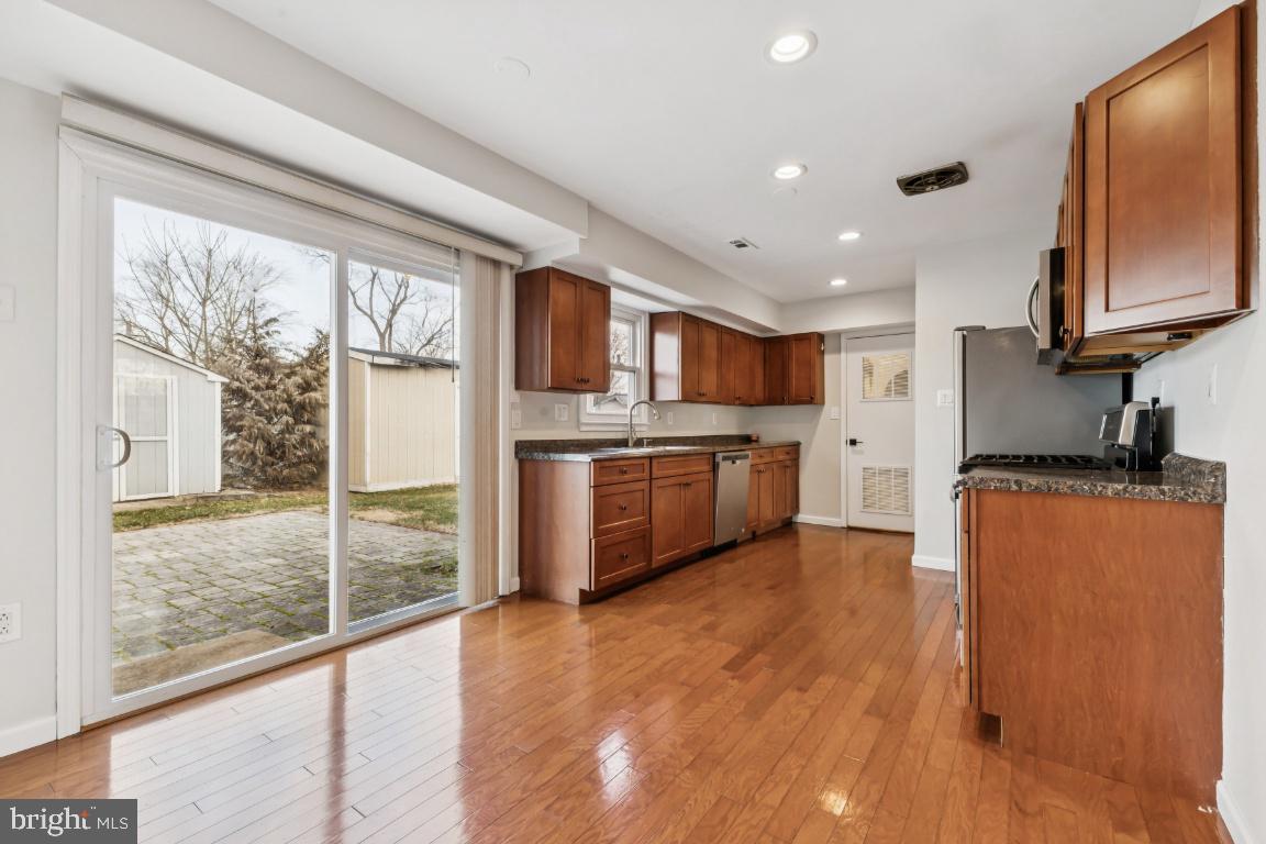 9632 LAFAYETTE AVE, MANASSAS, Virginia 20109, 4 Bedrooms Bedrooms, ,2 BathroomsBathrooms,Residential,For sale,9632 LAFAYETTE AVE,VAPW2110248 MLS # VAPW2110248 9632 LAFAYETTE AVE, MANASSAS, Virginia 20109, 4 Bedrooms Bedrooms, ,2 BathroomsBathrooms,Residential,For sale,9632 LAFAYETTE AVE,VAPW2110248 MLS # VAPW2110248